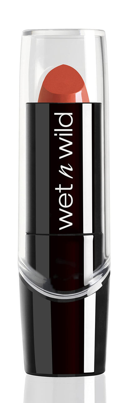 wet n wild Silk Finish Lipstick, Hydrating Rich Buildable Lip Color, Formulated with Vitamins A,E, & Macadamia for Ultimate Hydration, Cruelty-Free & Vegan - Blind Date